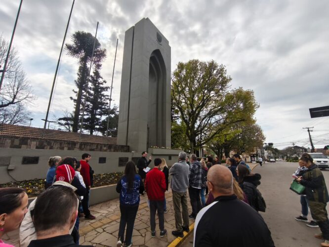 1º Ponto - Monumento Portal da Imigração (1)
