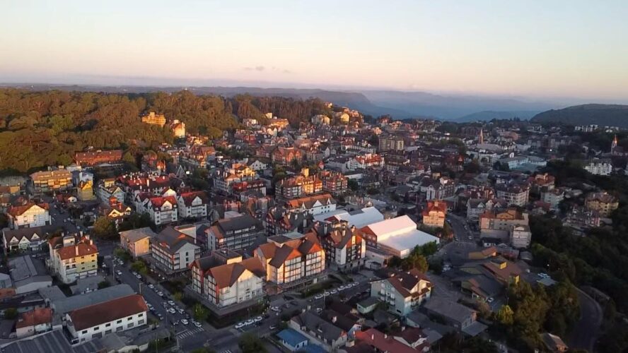 Aérea de Gramado Dia
