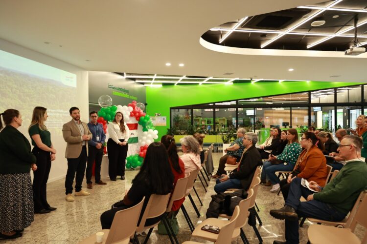 Prefeito Gilberto Cezar participa da apresentação do projeto Redes Verdes Vivas - André Fernandes